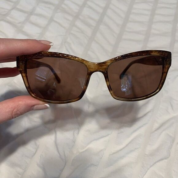 Bcbg Maxazria Risky Brown Horn Rectangle Sunglasses - Picture 2 of 3